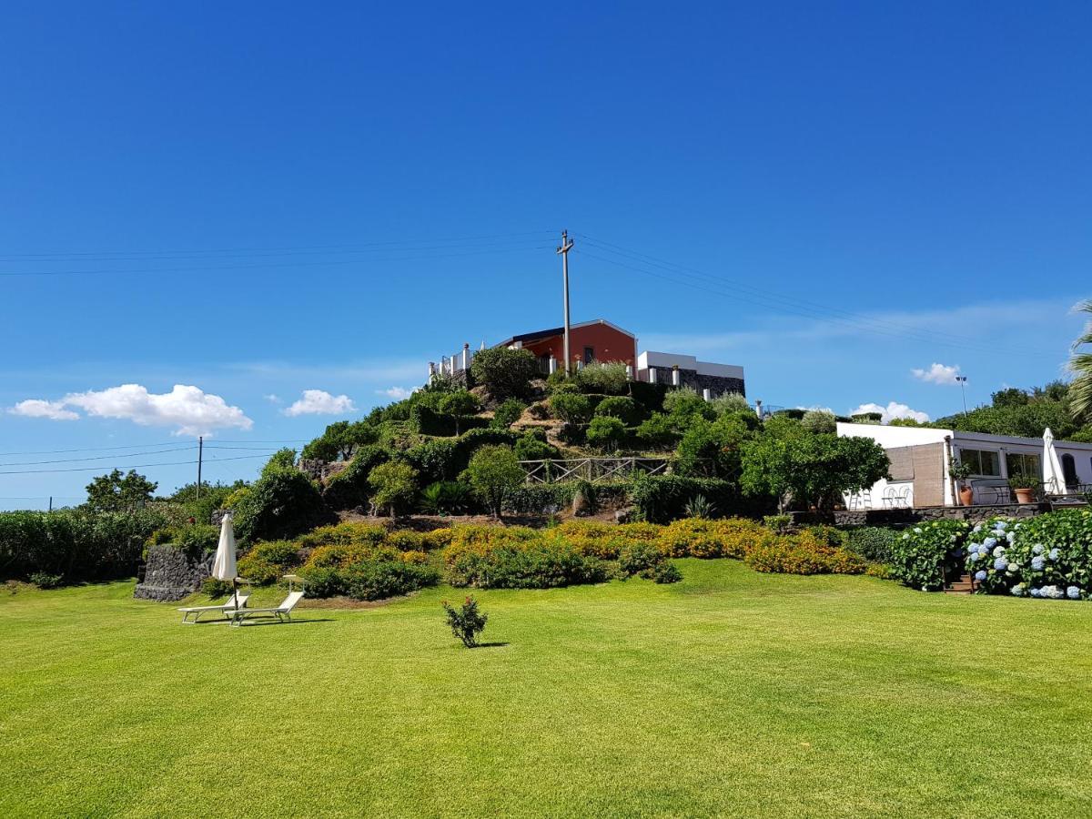 Agriturismo Le Case Di Civi Mascali Kültér fotó